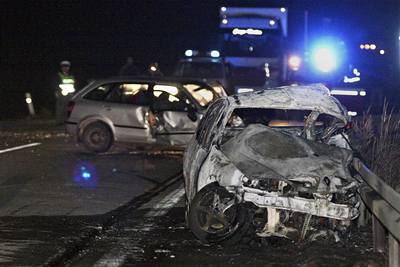 Pi nehod u Pelhimova uhoeli dva lidé