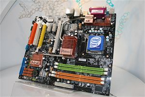 CeBIT - MSI motherboard