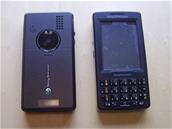 Nástupce Sony Ericssonu M600i