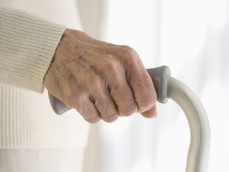 Lidovci navrhují zruení poplatk u lékae pro seniory ijící v domovech dchodc. Ilustraní foto.