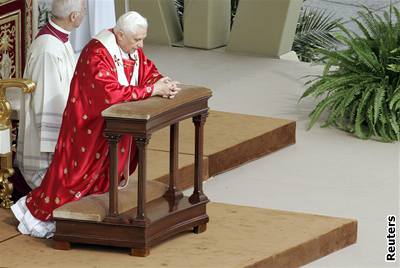 Pape chce, aby se lidé zamili na hledání Boha ne na kariéru.