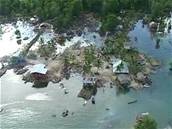 ádní tichomoské tsunami - Po niivé vln bylo tináct vesnic zcela smeteno.