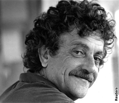 Spisovatel Kurt Vonnegut