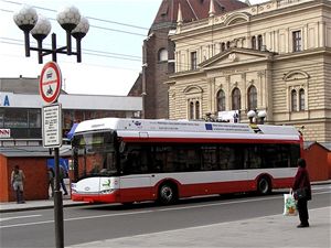 Trolejbusy z eska nepotebuj troleje