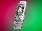 Samsung E740