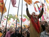 Lidé v centru Kyjeva podpoili prezidenta Juenka