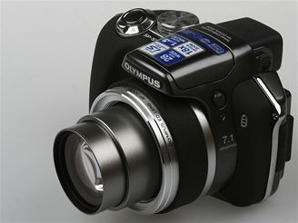 Olympus SP-550 UZ 14