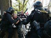 Zásah policie proti neonacistm v Brn