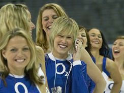 O2 Cheerleaders