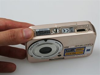 Sony N2 zespodu