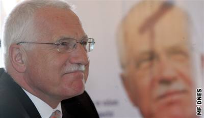 Václav Klaus se na svj spis u StB podívat nebyl