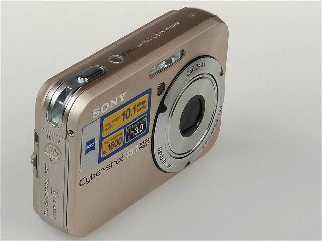 Sony Cyber-shot DSC-N2