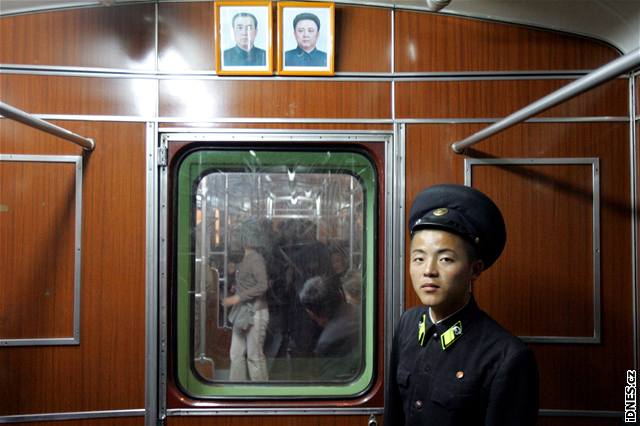 Vtina lidí v Severní Koreji jezdí na kole, auto nemá skoro nikdo