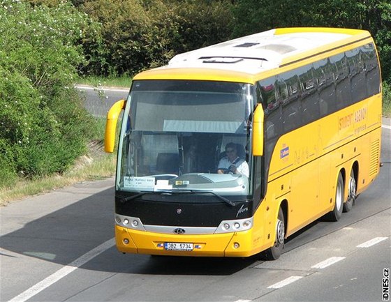 Do autobusu Student Agency narazil slovinský kamion. Stevardka havárii nepeila. Ilustraní foto