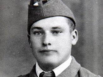 Jan Bak jako 22let v Alru ve francouzsk cizineck legii, rok 1939