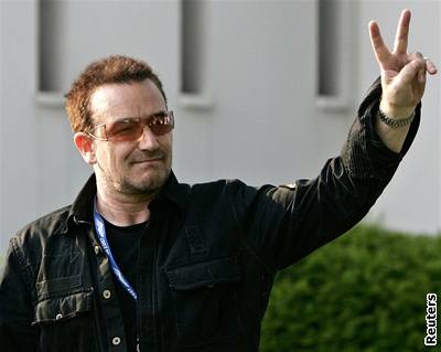 Bono na summitu G8 v nmeckém Heiligendammu