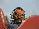 Avia BH 5 - Stylová maska pilota