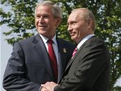 Bush s Putinem na summitu G8 v Heiligendammu