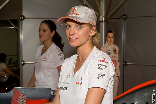 Modelky autosalonu Brno 2007