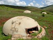 Albánské bunkry z éry Envera Hodi 