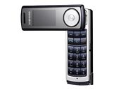 Mobilní telefon Samsung SGH-F210 pekvapí zejména velmi netradiním designem