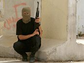 Militantní len hnutí Hamas hlídá úad premiéra Ismáíla Haníji