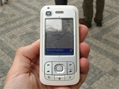 Nokia 6110 Navigator iv v ulicch Prahy