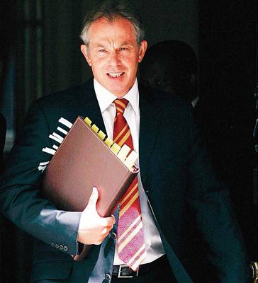 MEX: Premiér Blair odchází