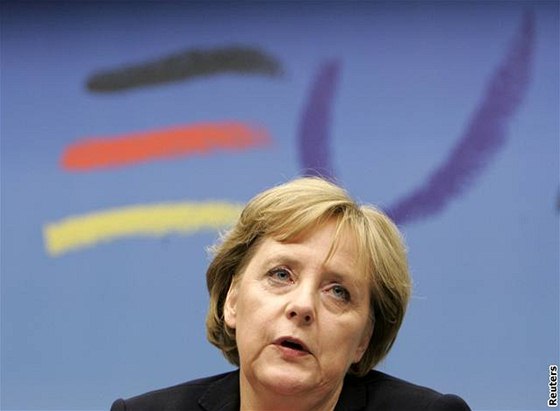 Podle Merkelové je teba mít monost z EU vylouit zem, které trvale neplní ekonomické podmínky
