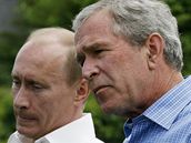 Vladimir Putin a George Bush