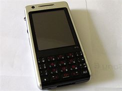 Sony Ericsson P1i (iv z Londna)