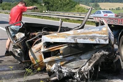 Policie zatím pesnou píinu nehody neurila.