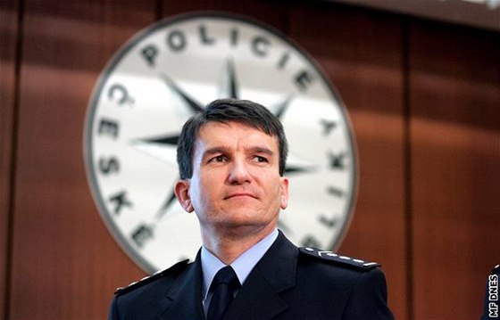 Policejní prezident Oldich Martin slíbil více hlídek v ulicích.