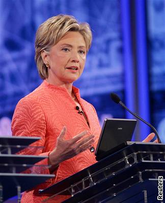 Clintonová podle souasného prezidenta porazí ve stranických primárkách rivala Obamu.