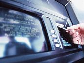 Výběr z bankomatu Výběr z bankomatu