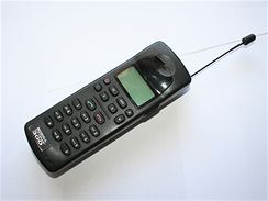 Mobiln telefony ze sbrky Petra vbenka