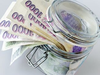 Nákup "eseróka" na klí stojí piblin 40 000 korun, akciová spolenost je k mání zhruba za sto tisíc. Ilustraní foto.