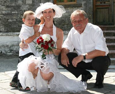 Karel íp a Iva Havránková se vzali na Chalkidiki v pátek 27.7.2007. Svatbu rodi si uíval i tíletý Jan