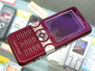 Sony Ericsson K550i Purple