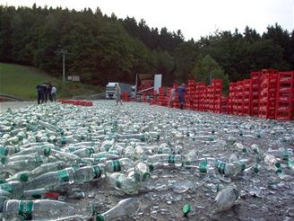 vysypan lahve pi nehod v Buchlovskch horch