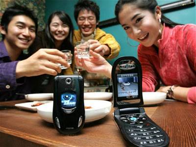 Mobilní telefony pouívají nejvíce japonské studentky, prokázal výzkum