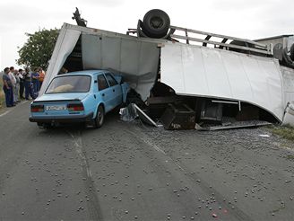 nehoda na silnici z Olomouce na Mohelnici (18.9. 2007)