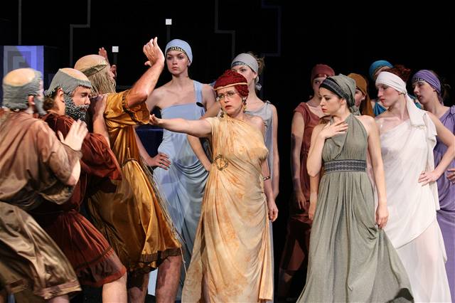 Divadelní hra Lysistrata v divadle Semafor (2007)