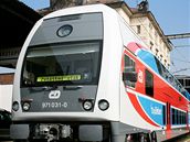 U 9. prosince vyjedou vlaky spojující mstské tvrti i obce v okolí Prahy pod novým oznaením. (Ilustraní foto)