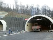 Uzaven je nejen tunel Libouchec, ale také dalí tunel Panenská.