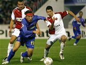 Slavia - Steaua: Suchý (vpravo) a Victoras Slavia - Steaua: Suchý (vpravo) a Victoras