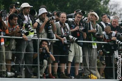 Jsou dnení novinái novodobí kanibalové, zamýlí se blogger? Ilustraní foto.