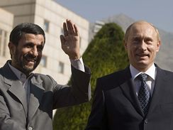 Mahmd Ahmadned a Vladimir Putin