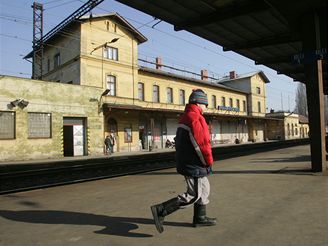 Nádraí postupn získávají nový kabát. Ne o vechna je ale zájem. Ilustraní foto