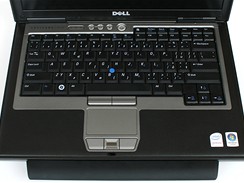 Dell - pohled na klvesnici